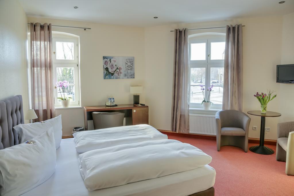 3 Sterne Hotel Frankfurt-Oder Zur Alten Oder Frankfurt  Phòng bức ảnh